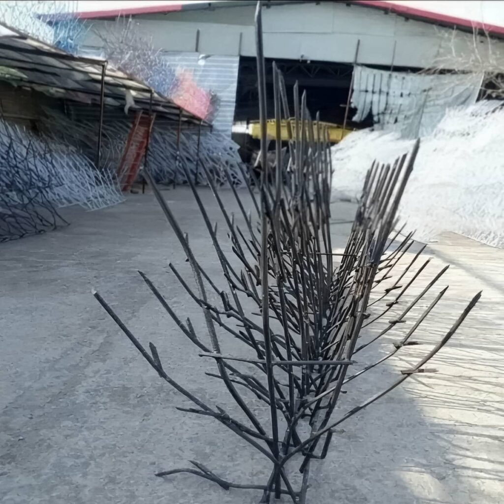 فروش حفاظ شاخ گوزنی دیوار باغ ویلا با بررسی محل نصب