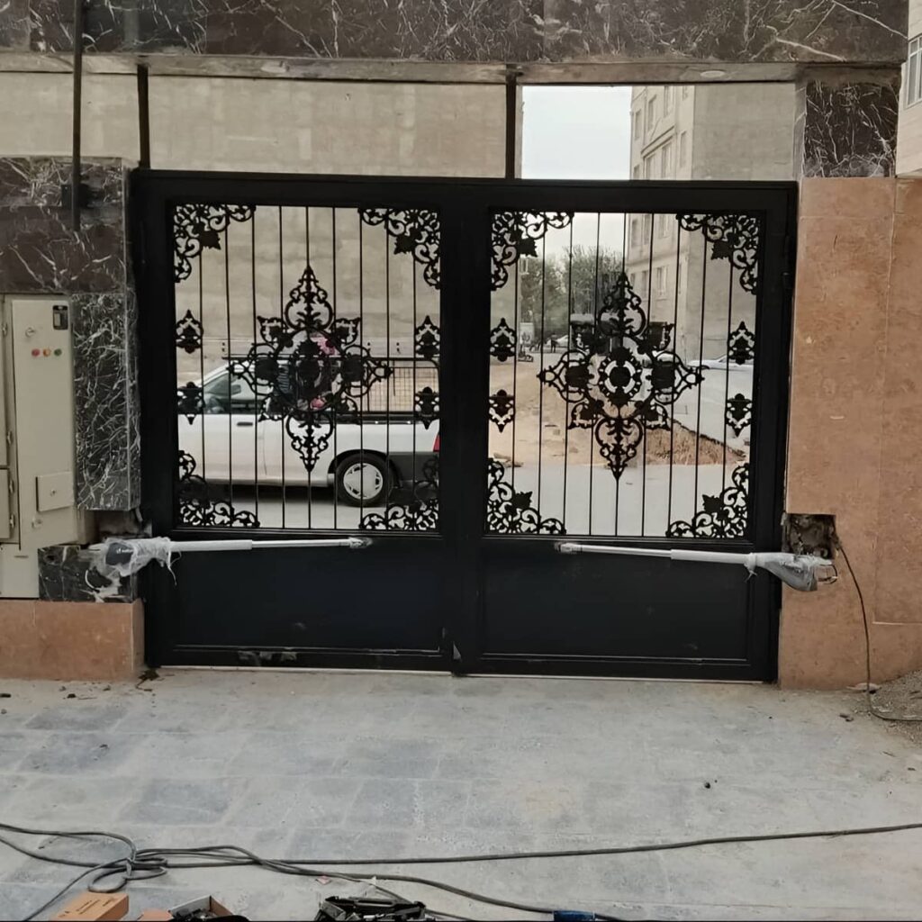 سفارش جک هیدرولیک صنعتی با تابلو فرمان مناسب