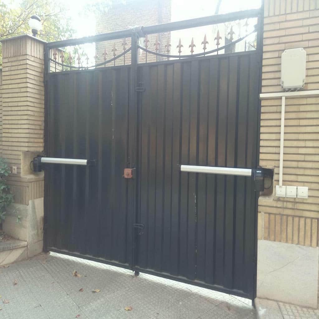 سفارش جک درب دو لنگه لولایی با تابلو فرمان مناسب