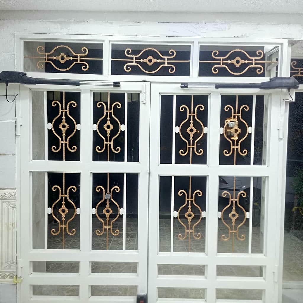جک درب تک لنگه نفررو برای ورودی حیاط و محوطه