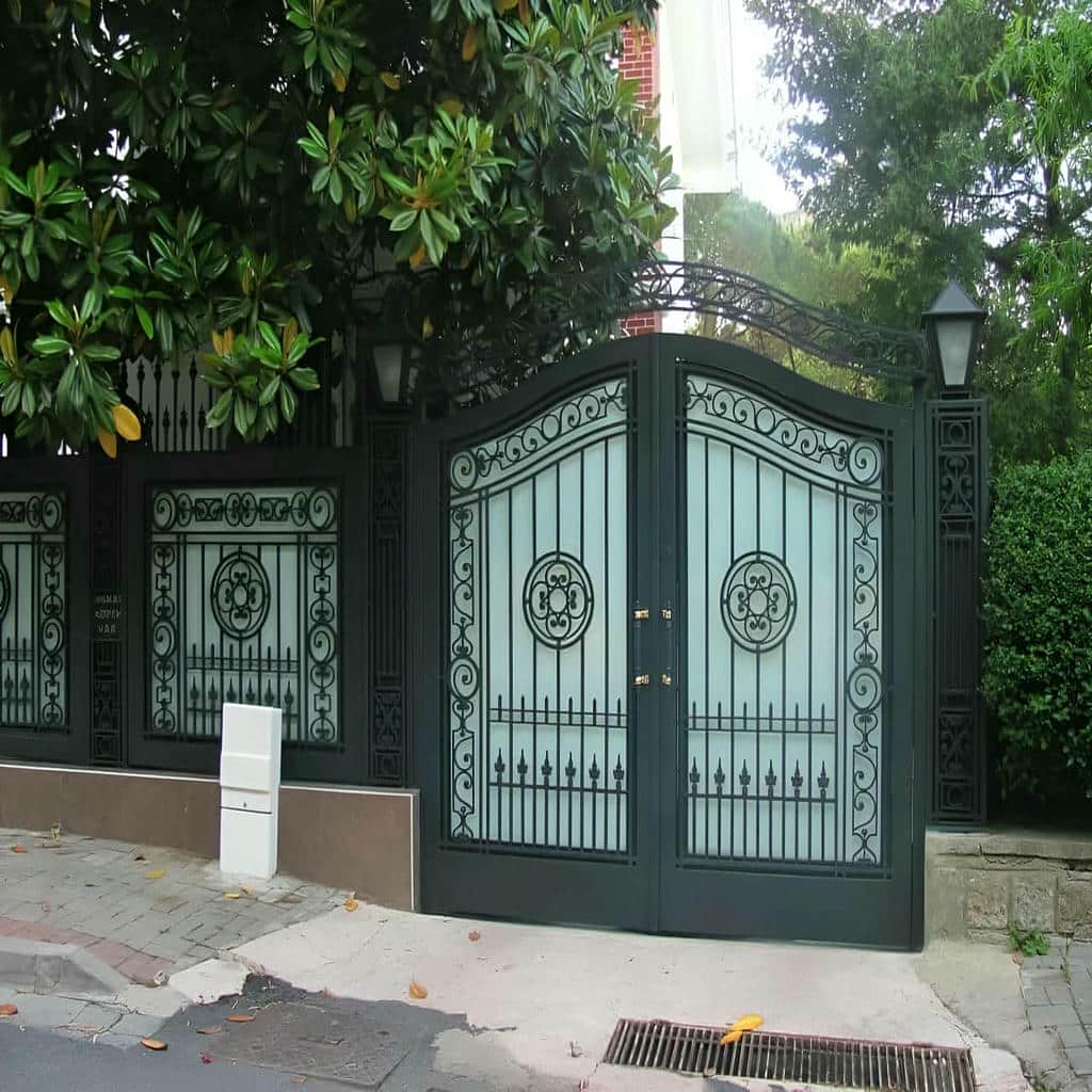 خرید درب پارکینگ آهنی ریلی مناسب نمای مدرن