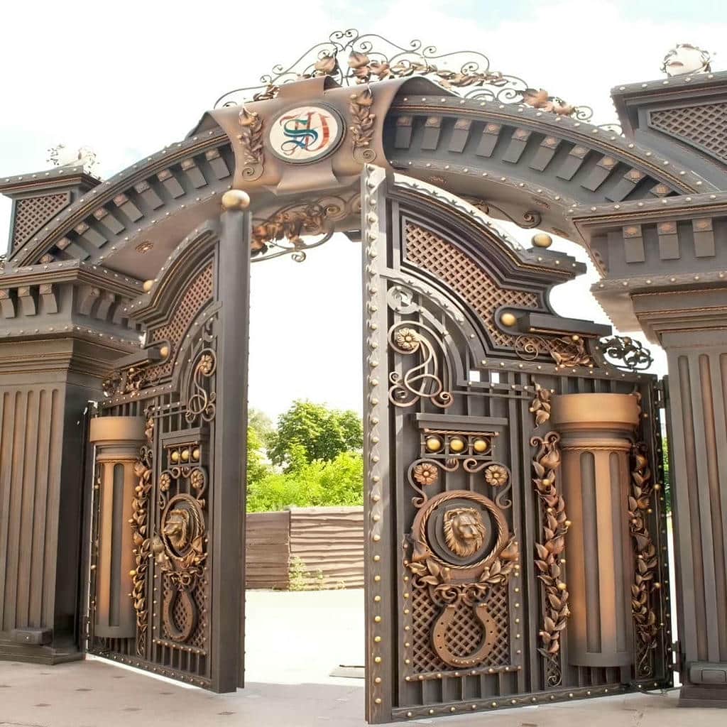 خرید درب حیاط نمای آجری با رنگ و مدل سفارشی
