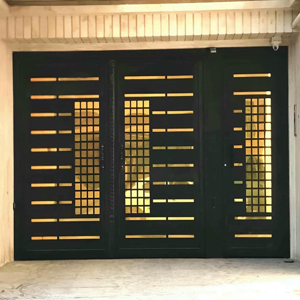 سفارش اختصاصی درب ورودی جنوبی با ابعاد هماهنگ