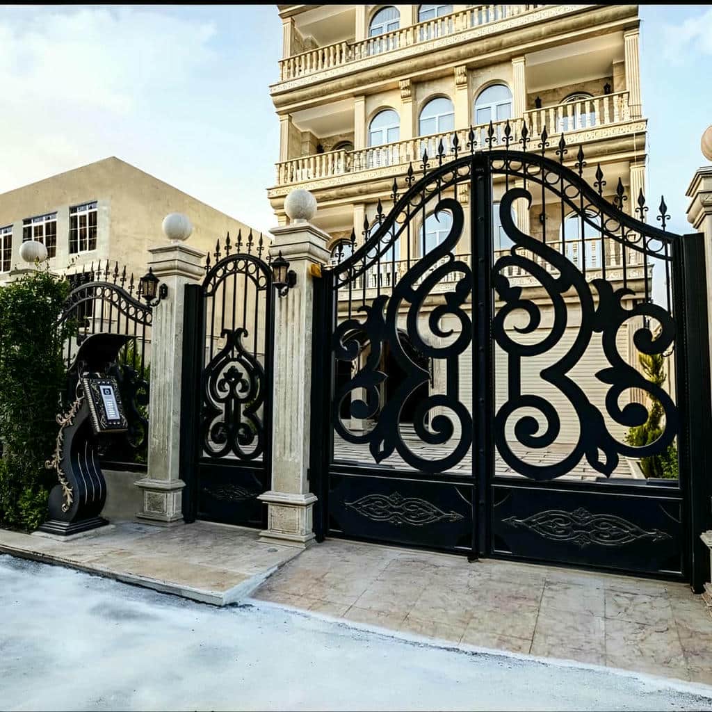 قیمت درب پارکینگ ویلا ماشین رو وابسته به مدل و متریال