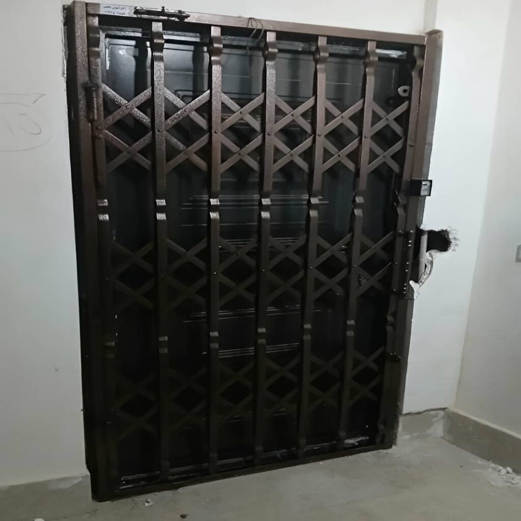 حفاظ درب ضد سرقت فلزی