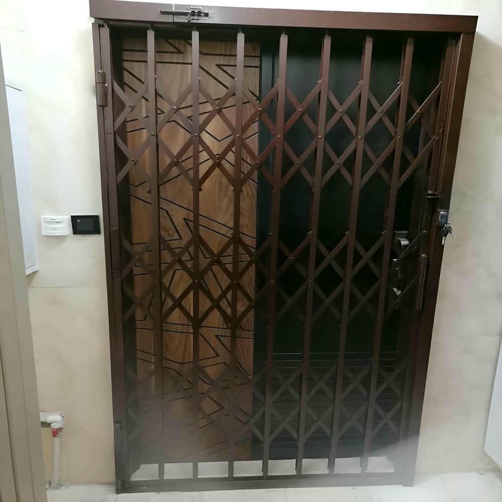 حفاظ درب ضد سرقت مدل متحرک