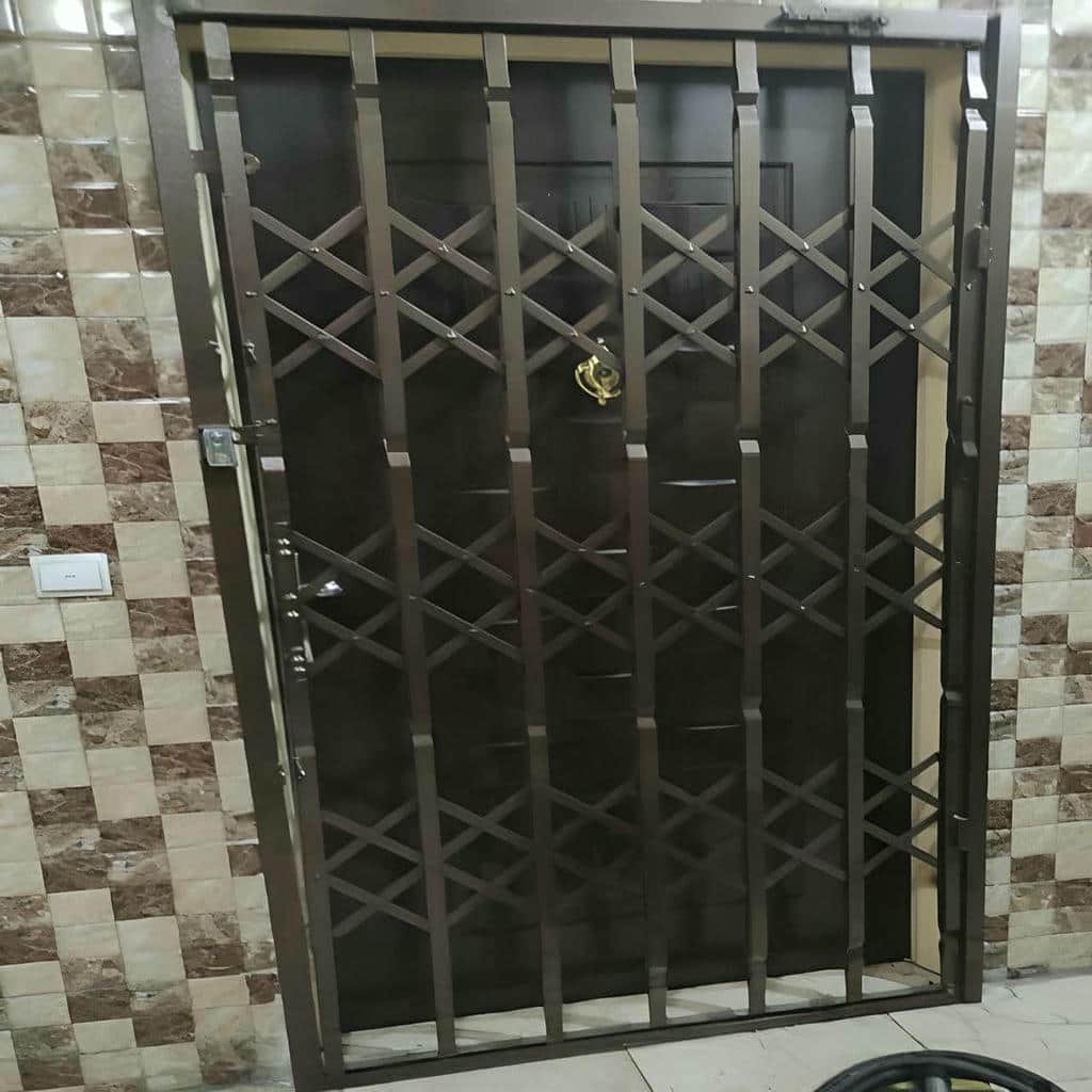 نرده آکاردئونی با پوشش رنگی
