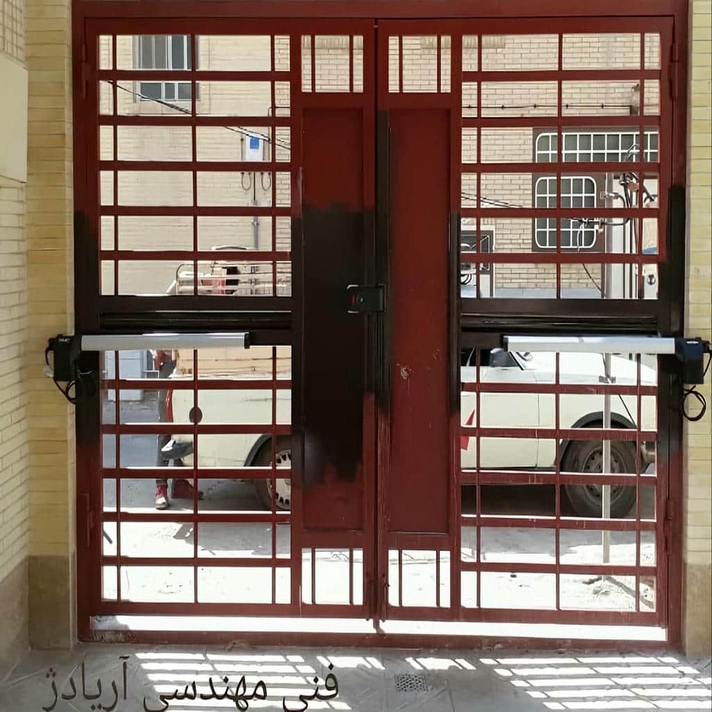 جک تک لنگه سفارشی در محیط مرطوب جک تک لنگه سفارشی در محیط مرطوب