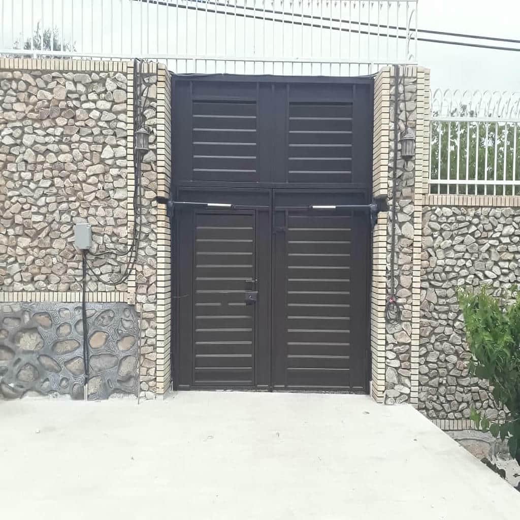 جک ریموت دار ریلی با طراحی مینیمال