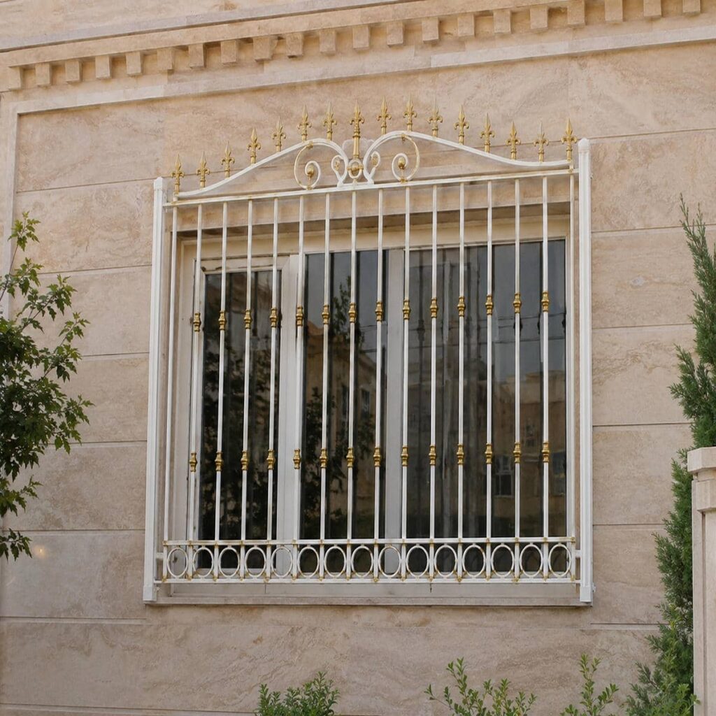 حفاظ پنجره فرفورژه با طراحی کلاسیک