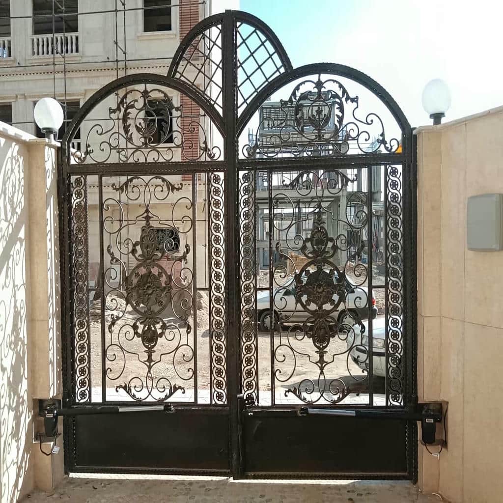 جک بازویی ریموت دار برای درب حیاط