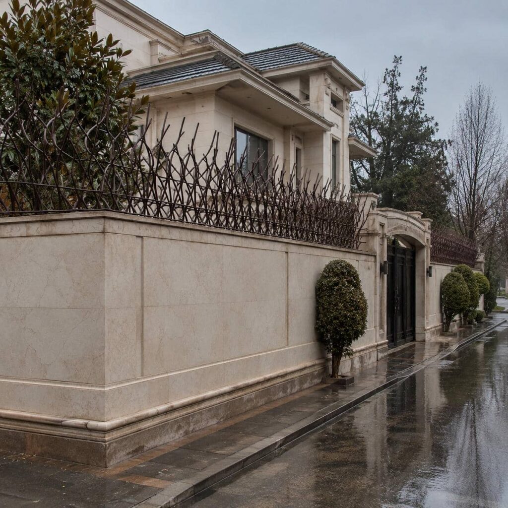 حفاظ دیوار اراک با طراحی سفارشی