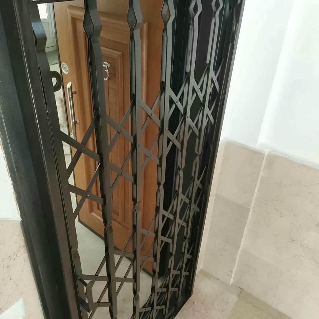 درب آکاردئونی رنگ شده بجنورد درب آکاردئونی رنگ شده بجنورد