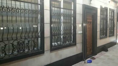 حفاظ پنجره کرمان فلزی مشکی نمای ساختمان